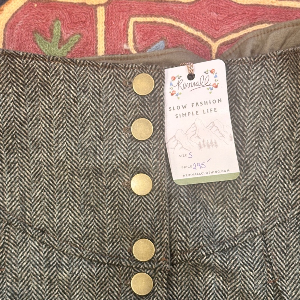 NWT- Wool Button-Front Women's Riding Skirt - Picture 4 of 8